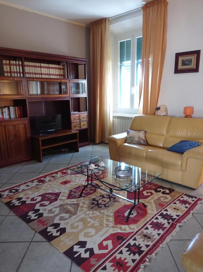 Appartamento Con Incantevole Vista Mare Λιβόρνο Εξωτερικό φωτογραφία